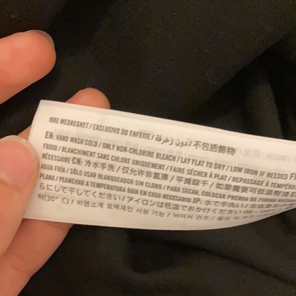 Hollister black lace off the shoulder crop top - Picture 4 of 4